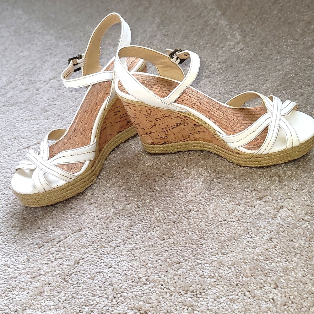 Sonoma Life &Style Womens Wedge Sandal with adjustable straps, Size 7.5M